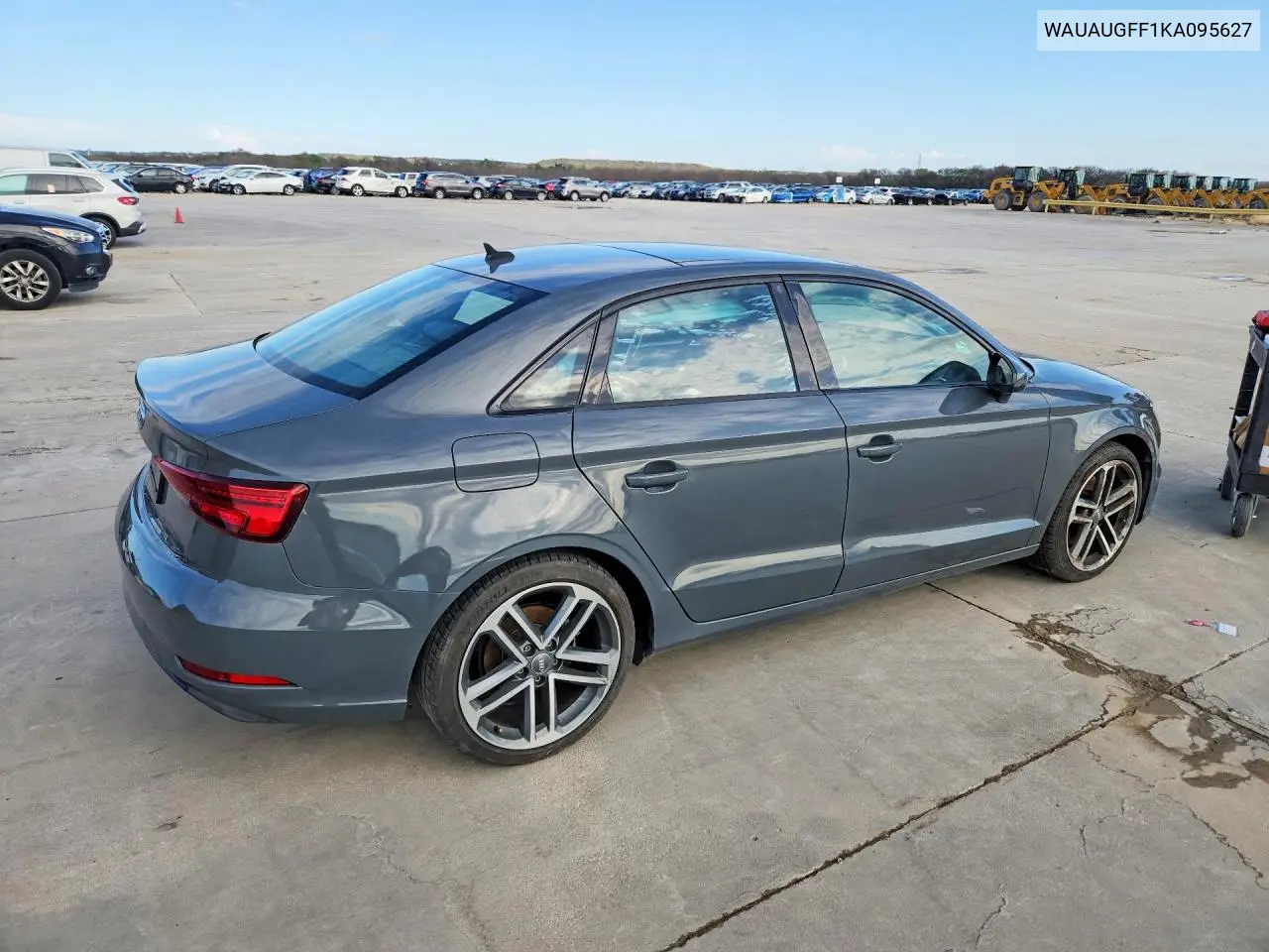 Auction sale of the 2019 Audi A3 , vin: WAUAUGFF1KA095627, lot number: 45583386