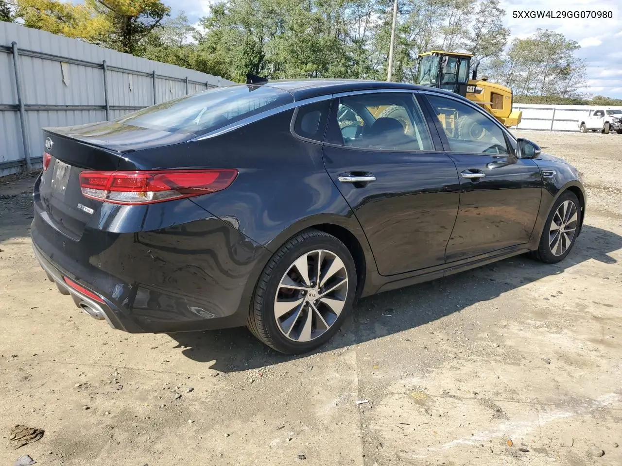 Auction sale of the 2016 Kia Optima , vin: 5XXGW4L29GG070980, lot number: 71384103