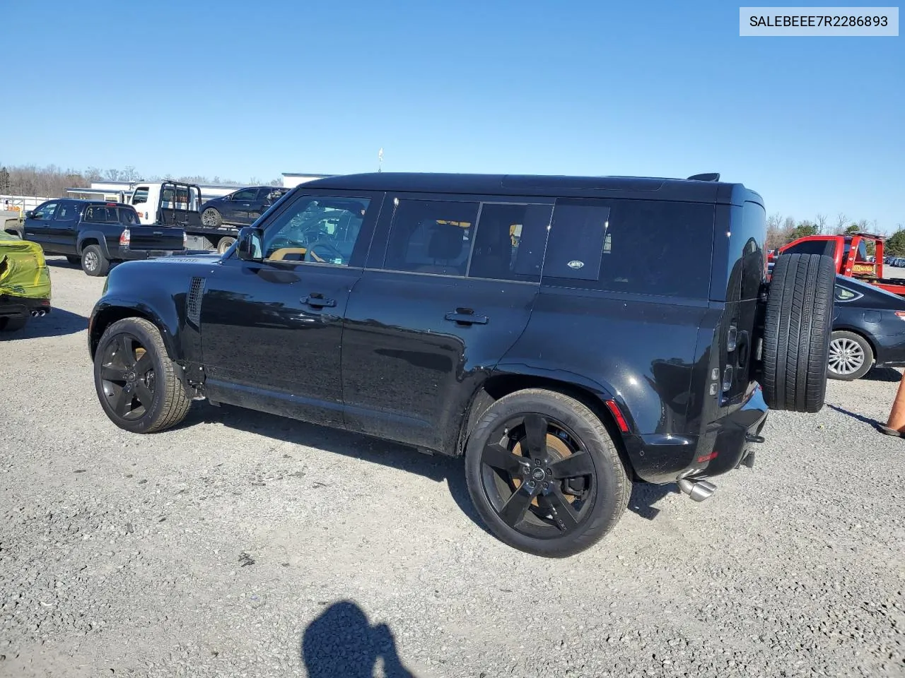 Auction sale of the 2024 Land Rover Defender , vin: SALEBEEE7R2286893, lot number: 82002124