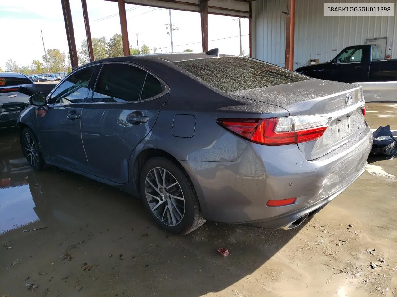 Auction sale of the 2016 Lexus ES , vin: 58ABK1GG5GU011398, lot number: 82694583