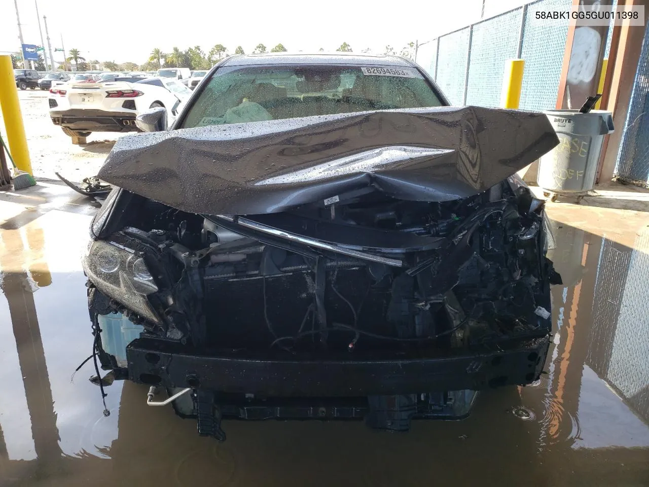 Auction sale of the 2016 Lexus ES , vin: 58ABK1GG5GU011398, lot number: 82694583