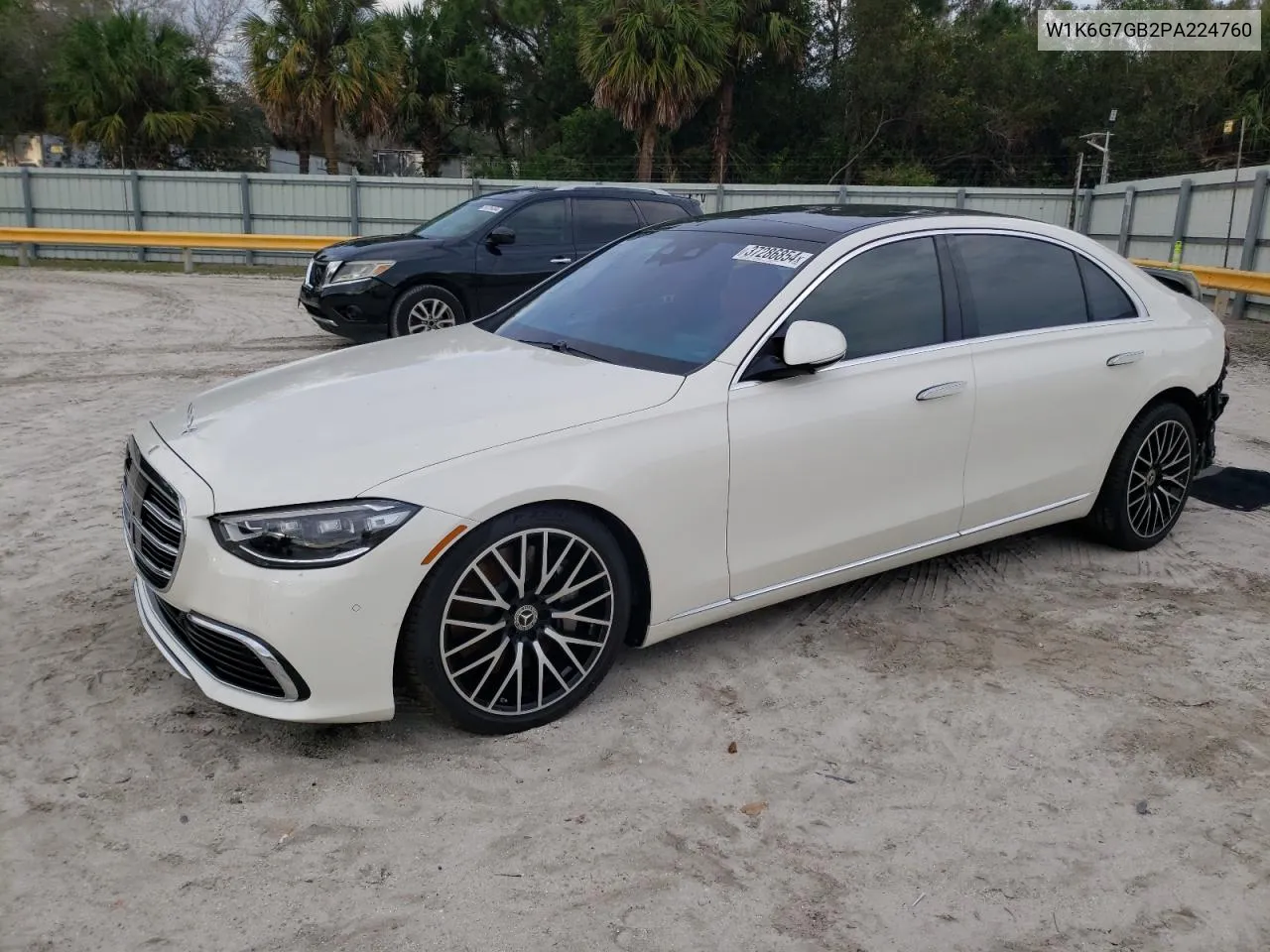 Auction sale of the 2023 Mercedes Benz S klasse , vin: W1K6G7GB2PA224760, lot number: 37286854