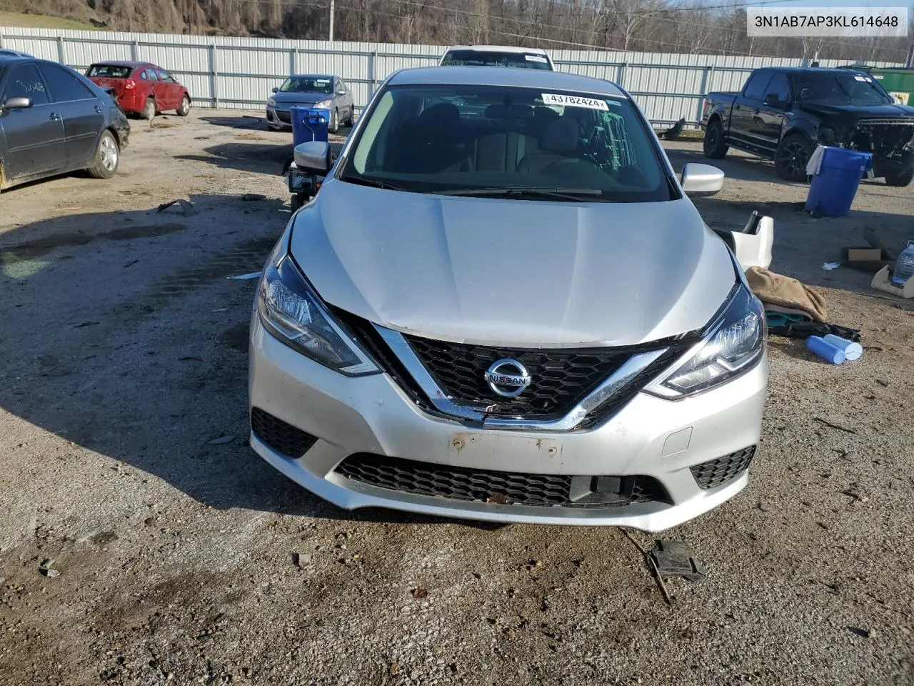 Auction sale of the 2019 Nissan Sentra , vin: 3N1AB7AP3KL614648, lot number: 43782424