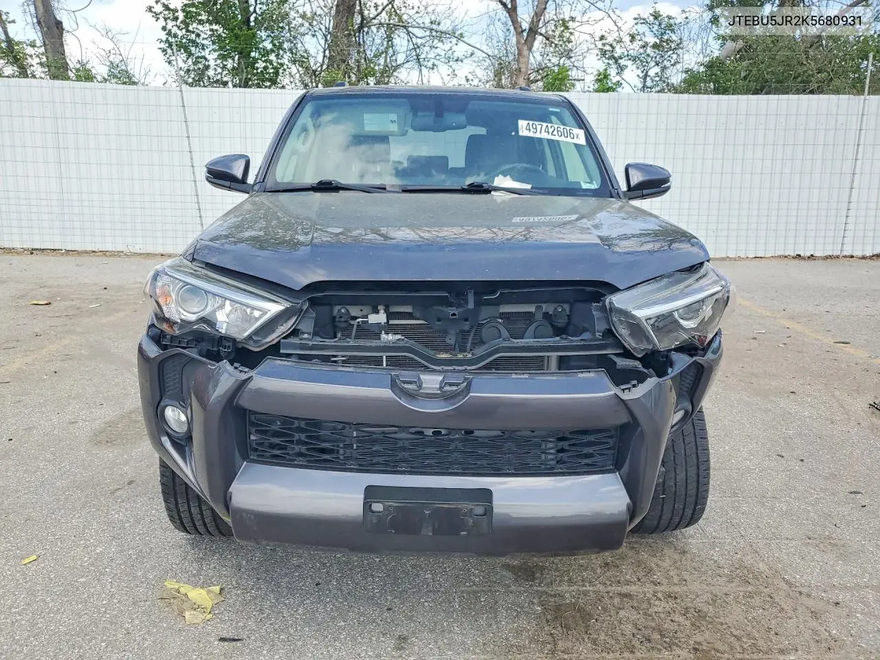 Auction sale of the 2019 Toyota 4Runner , vin: JTEBU5JR2K5680931, lot number: 49742606