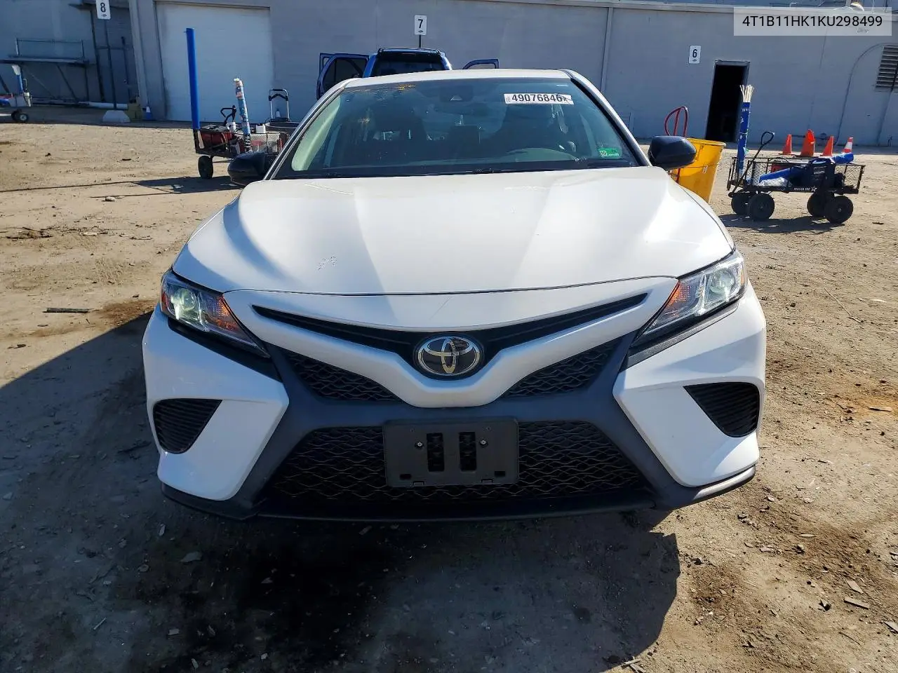 Auction sale of the 2019 Toyota Camry , vin: 4T1B11HK1KU298499, lot number: 49076846