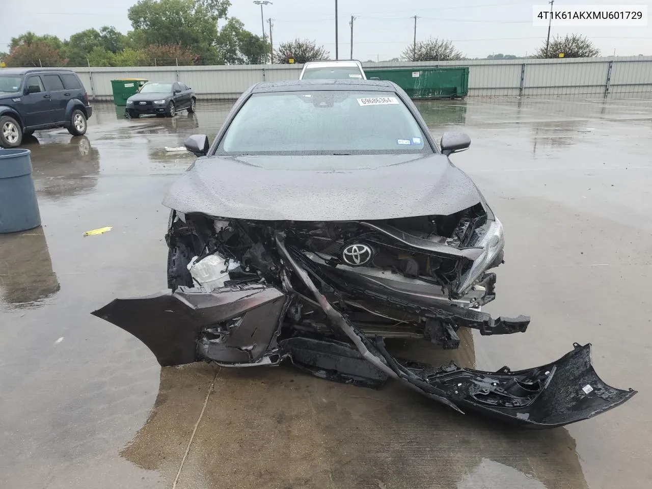 Auction sale of the 2021 Toyota Camry , vin: 4T1K61AKXMU601729, lot number: 69686364