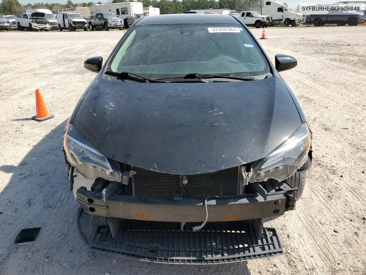 Auction sale of the 2019 Toyota Corolla , vin: 5YFBURHE4KP908848, lot number: 42300384