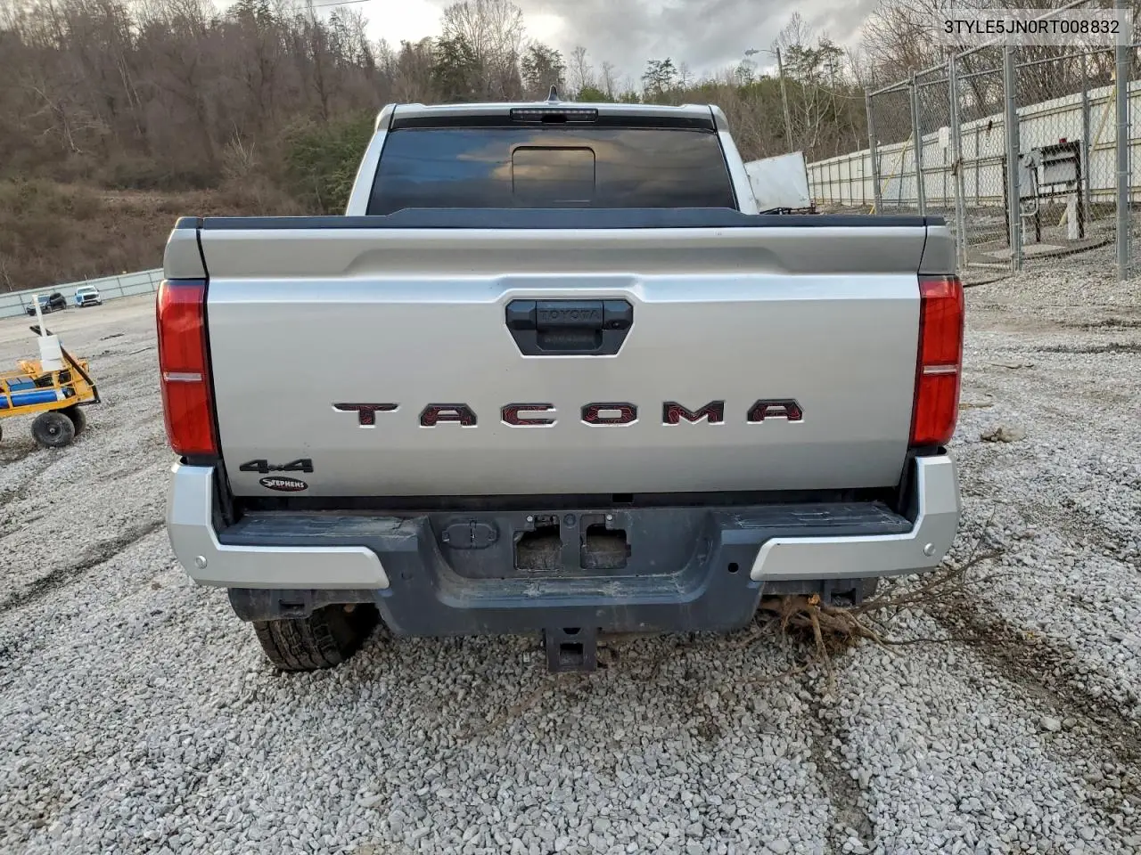 Auction sale of the 2024 Toyota Tacoma , vin: 3TYLE5JN0RT008832, lot number: 98981615