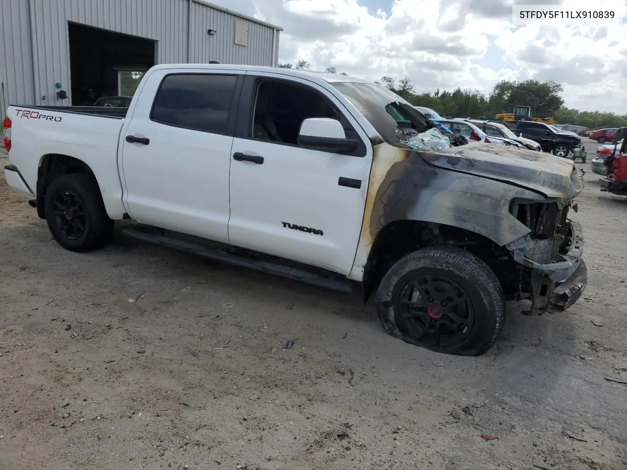 Auction sale of the 2020 Toyota Tundra , vin: 5TFDY5F11LX910839, lot number: 60198914