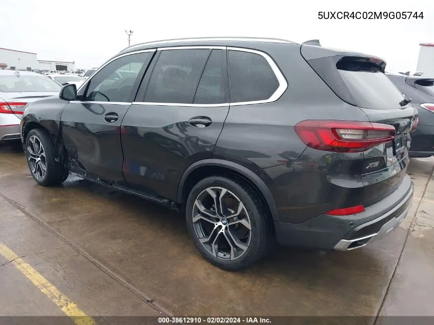 Auction sale of the 2021 BMW X5 , vin: 5UXCR4C02M9G05744, lot number: 38612910
