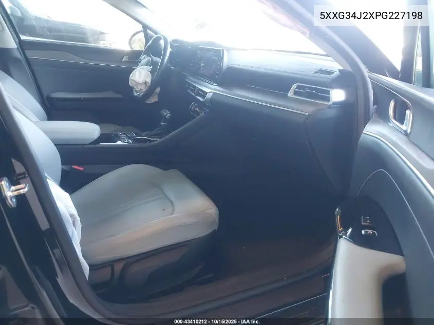 Auction sale of the 2023 Kia K5 , vin: 5XXG34J2XPG227198, lot number: 43410212