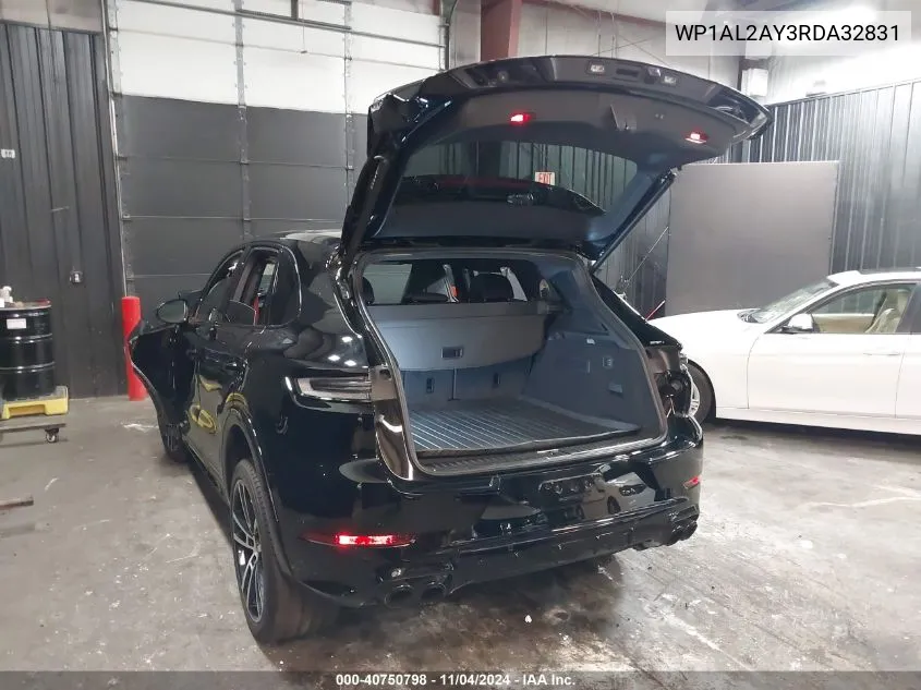 Auction sale of the 2024 Porsche Cayenne , vin: WP1AL2AY3RDA32831, lot number: 40750798