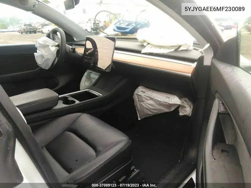 Auction sale of the 2021 Tesla Model Y , vin: 5YJYGAEE6MF230089, lot number: 37089123
