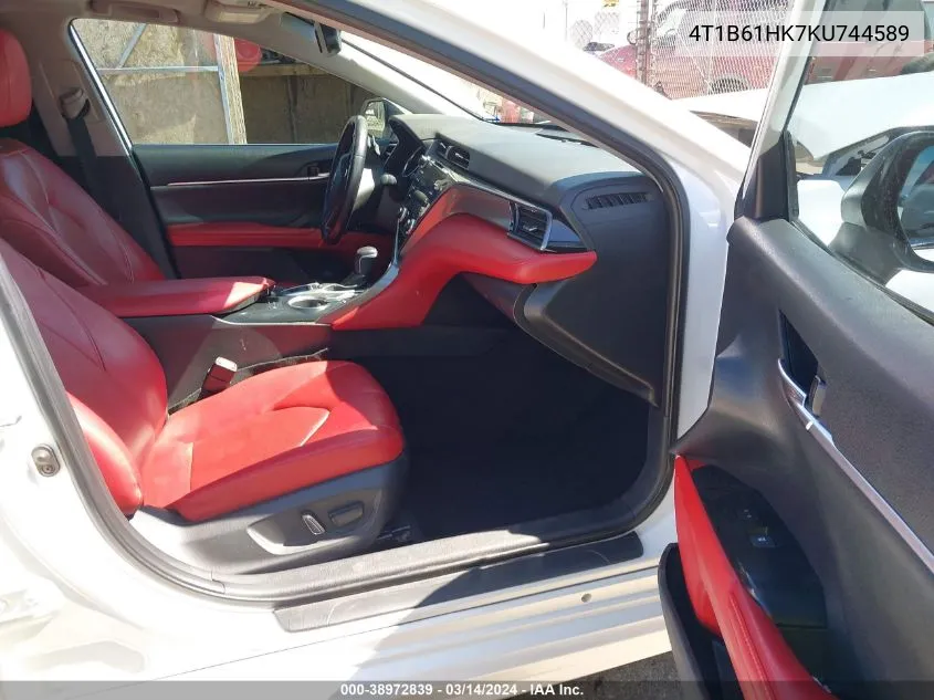 Auction sale of the 2019 Toyota Camry , vin: 4T1B61HK7KU744589, lot number: 38972839